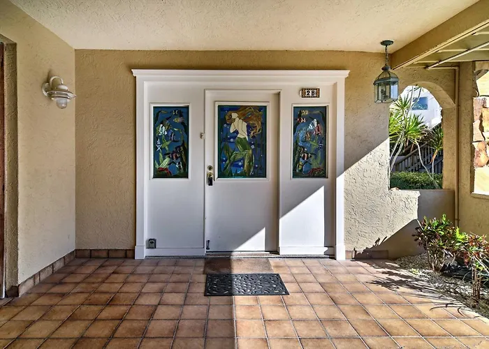 Breezy & Beachy Belleair Condo: 12 Steps To Shore! Ferienhaus Clearwater Beach